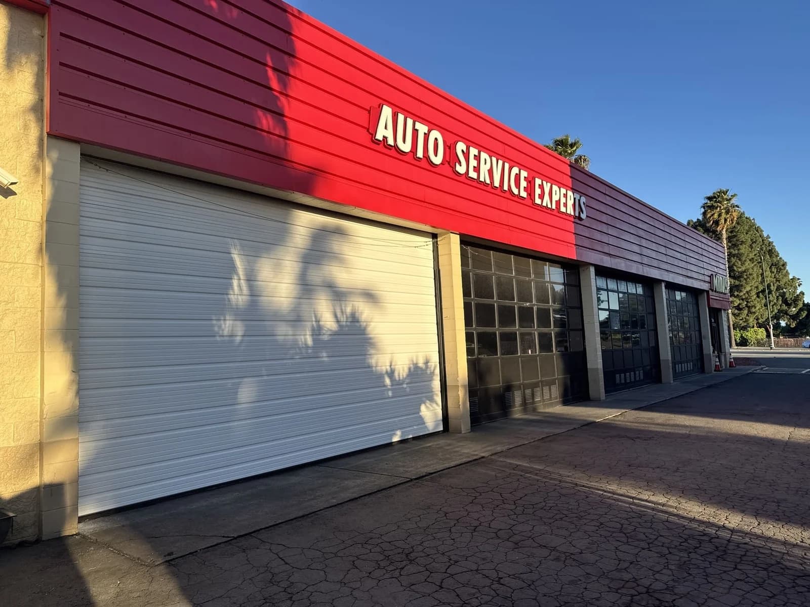 Commercial bay door installation, finished project